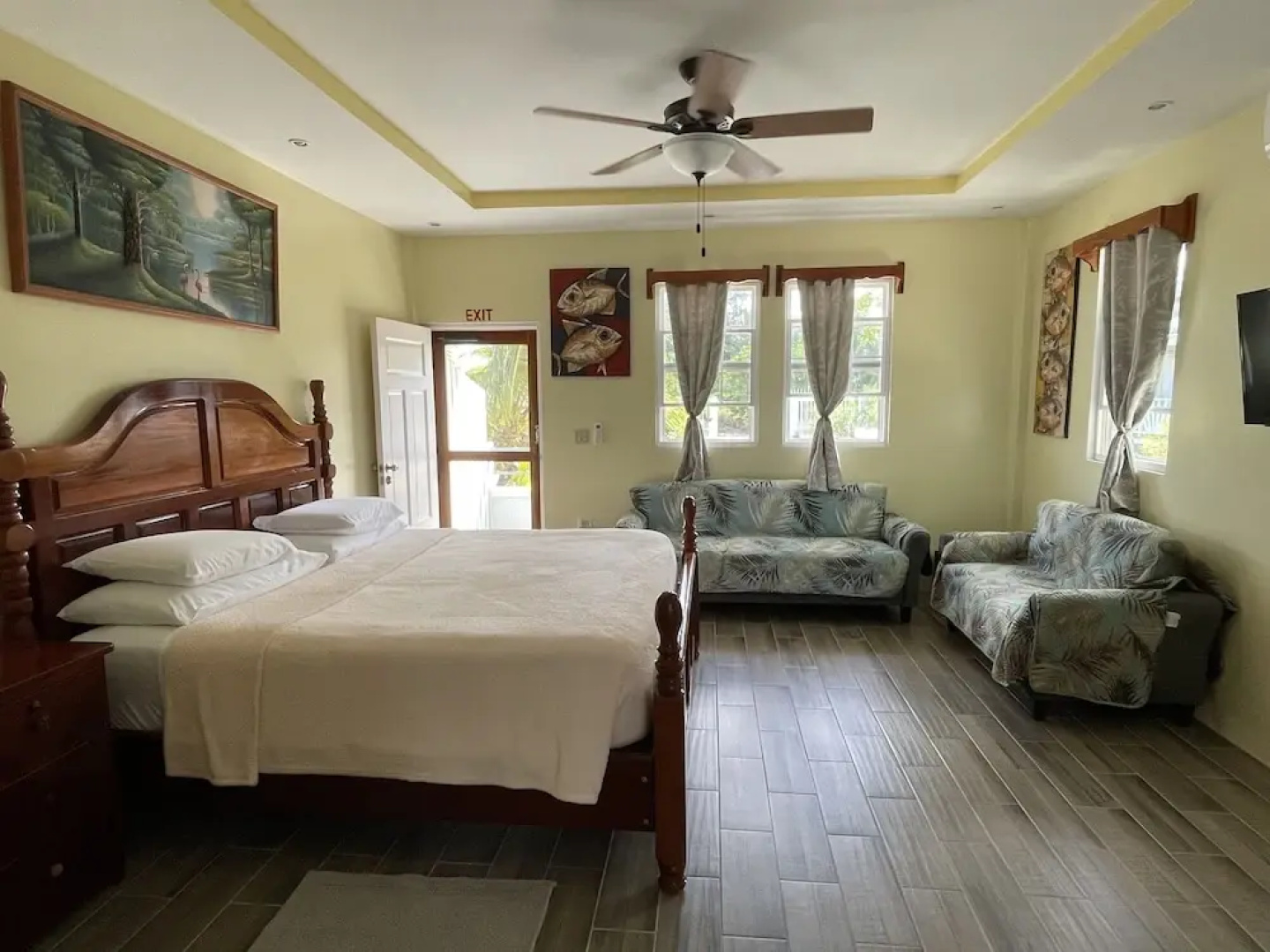 Blue Bay Cottage