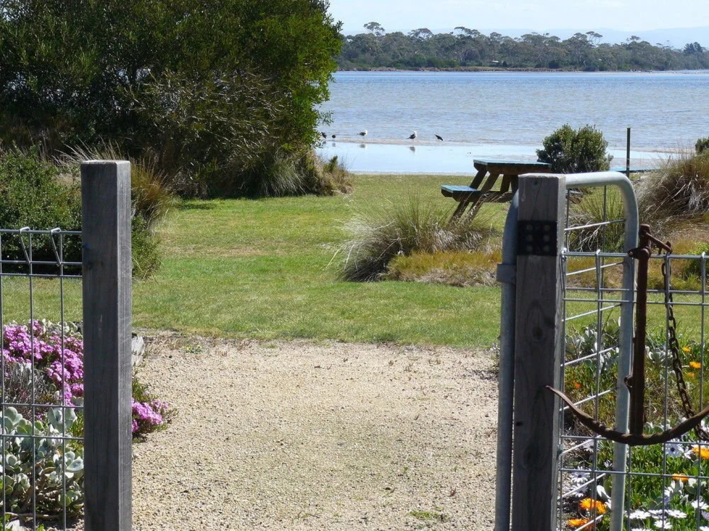 Pelican Bay Bed and Breakfast