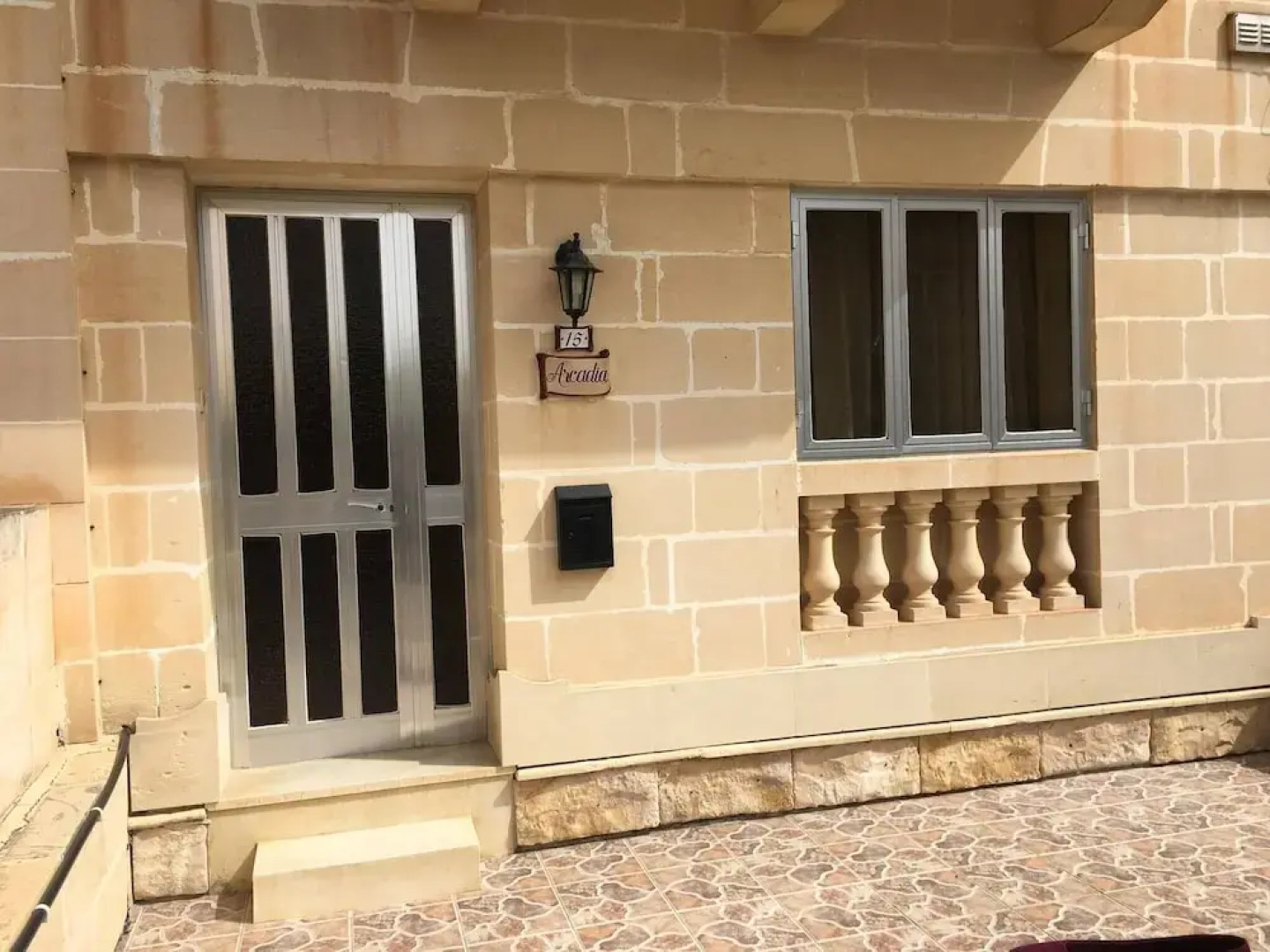 Ground Floor Maisonette In Birzebbugia