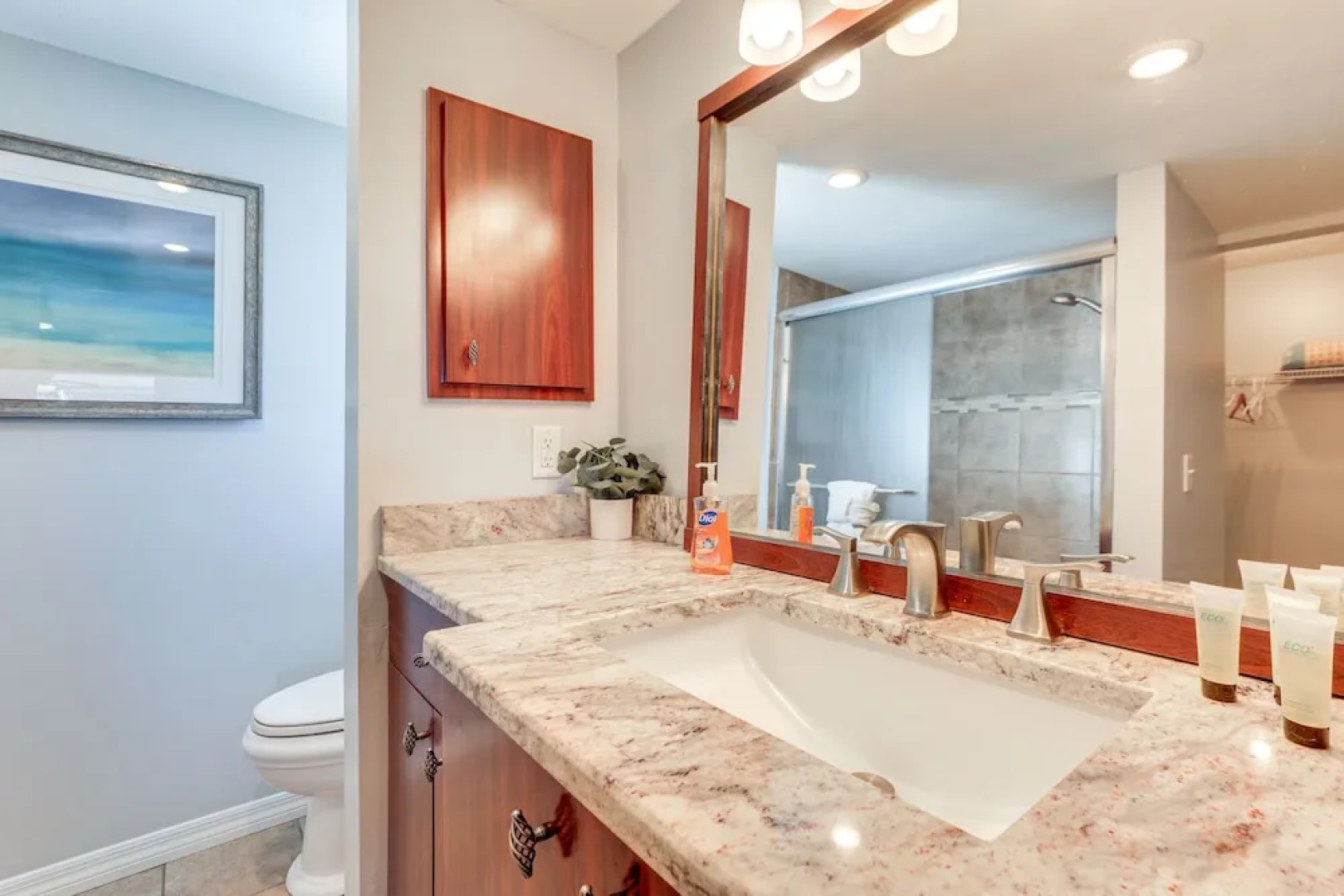 Sarasota Home w/ Heated Pool: 3 Mi to Airport!