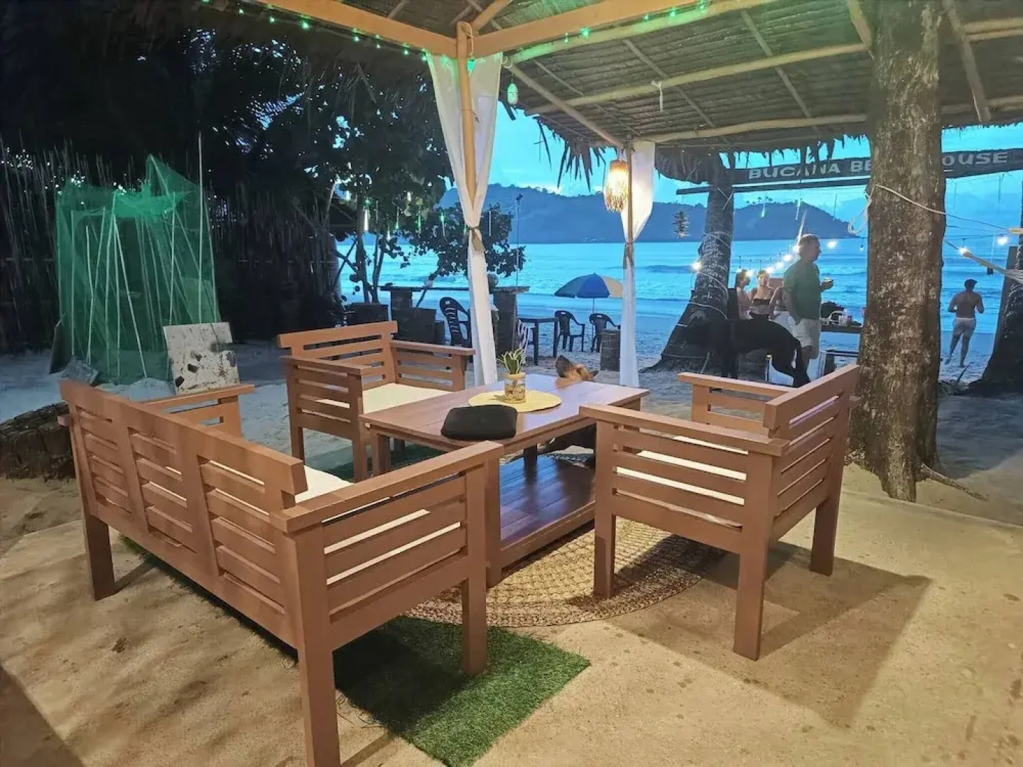 Bucana Beach House North El Nido