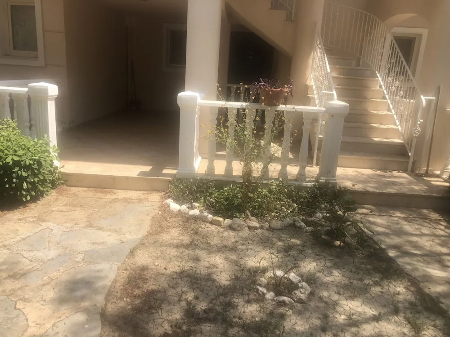 Flamingo Country Club Apartment Complex