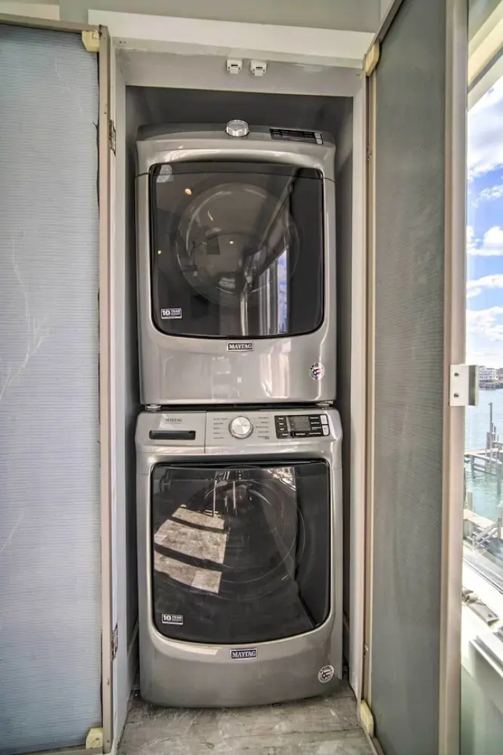 Condo w/ Bay Views ~ 5 Mi to Atlantic City!