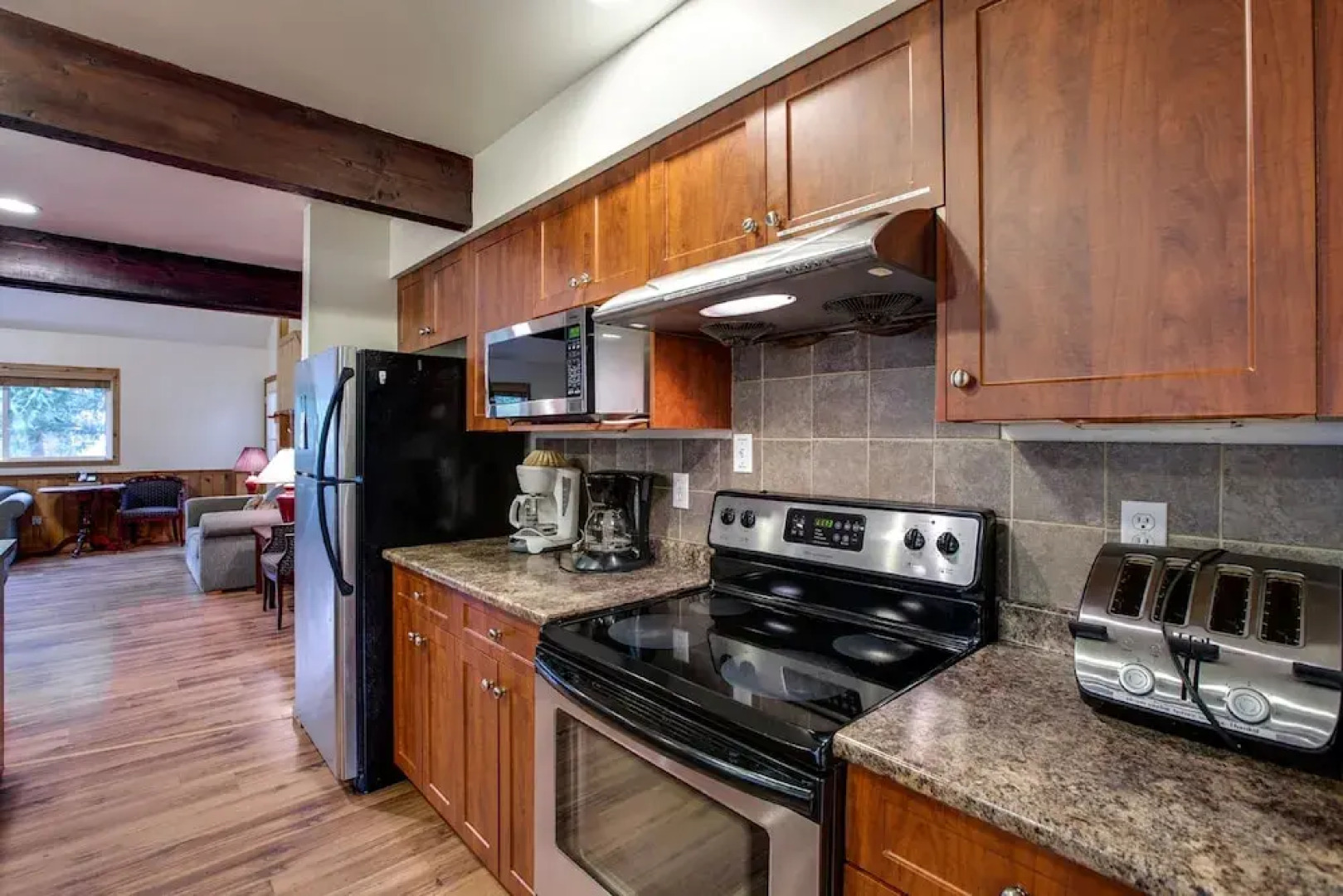 03MBH - WIFI -Pets OK - Sleeps 26