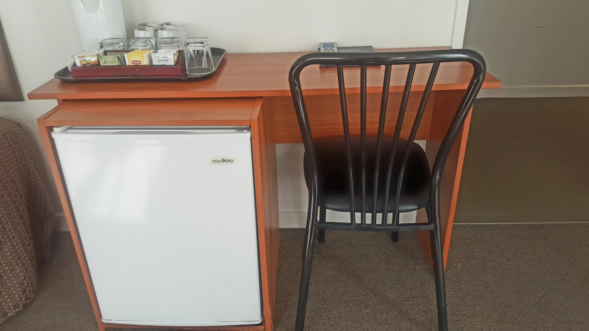 Kiwi International Hotel