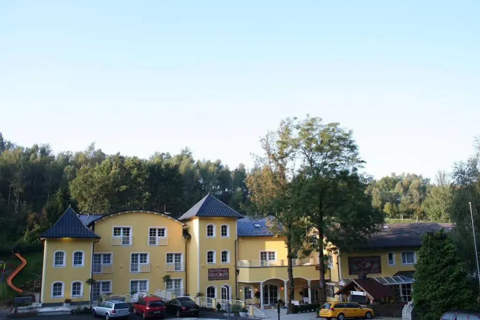 Gasthof & Hotel Zum Grünen Wald