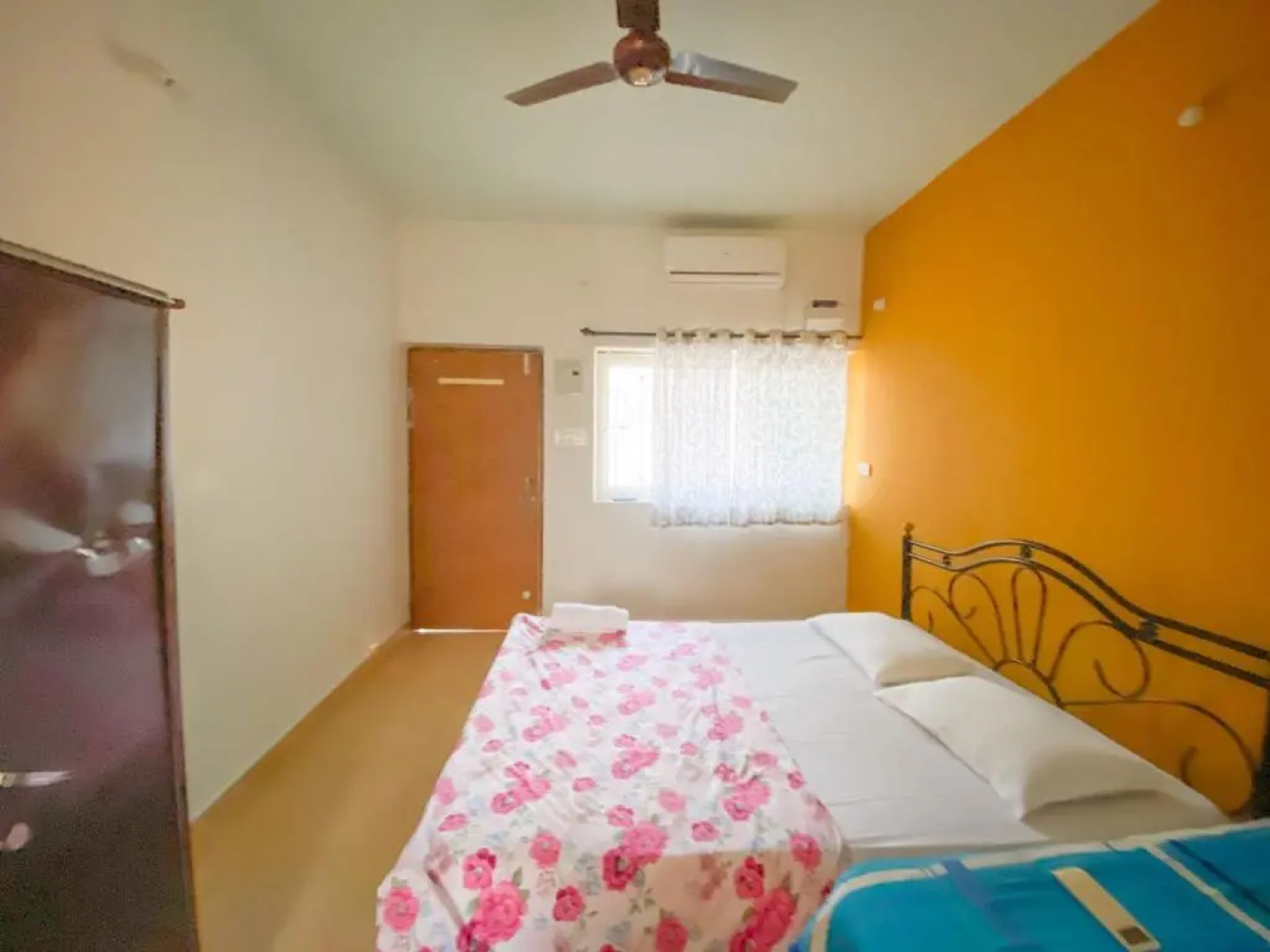 Morjim Guest House