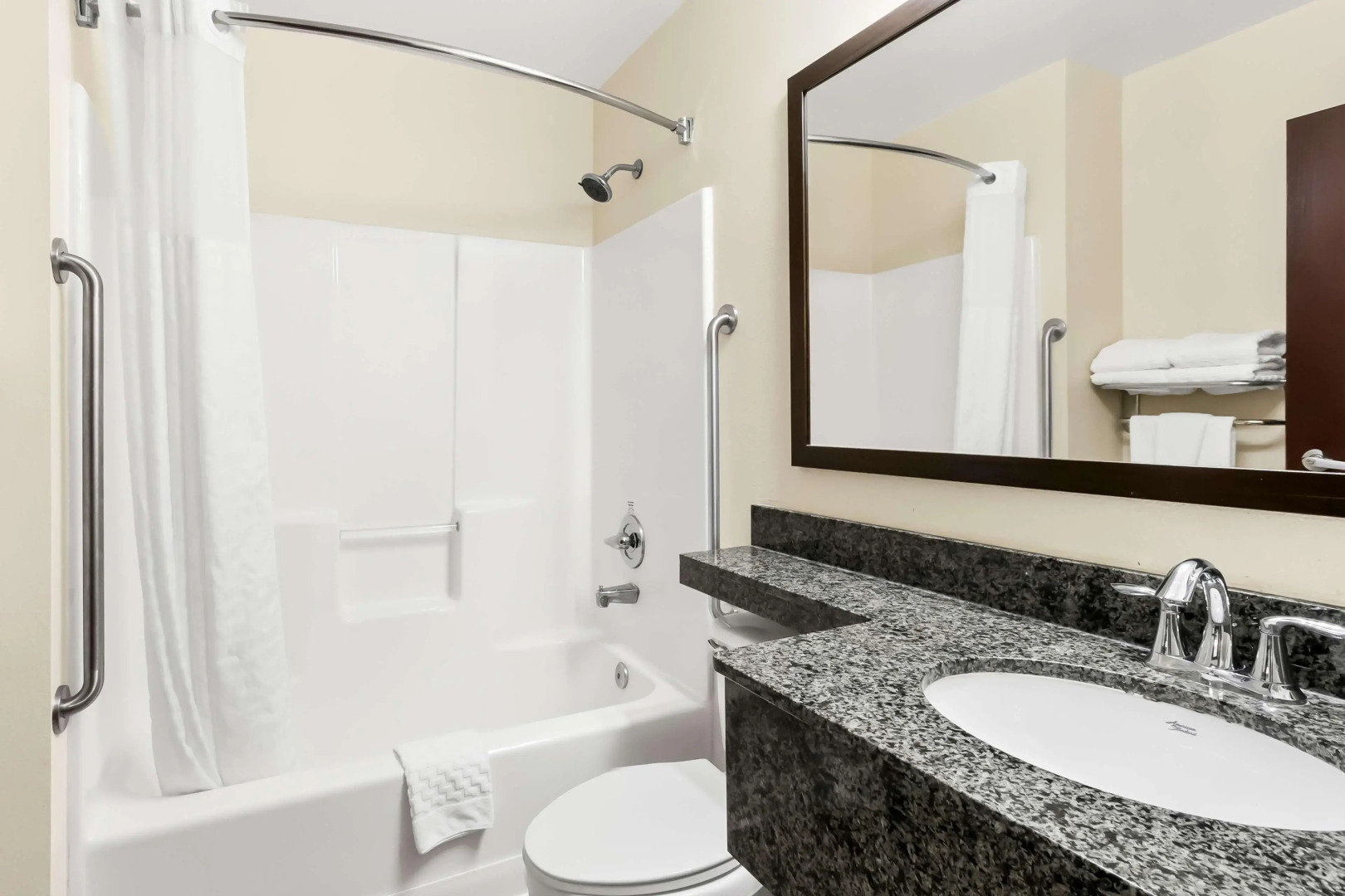 Best Western Patriots Point