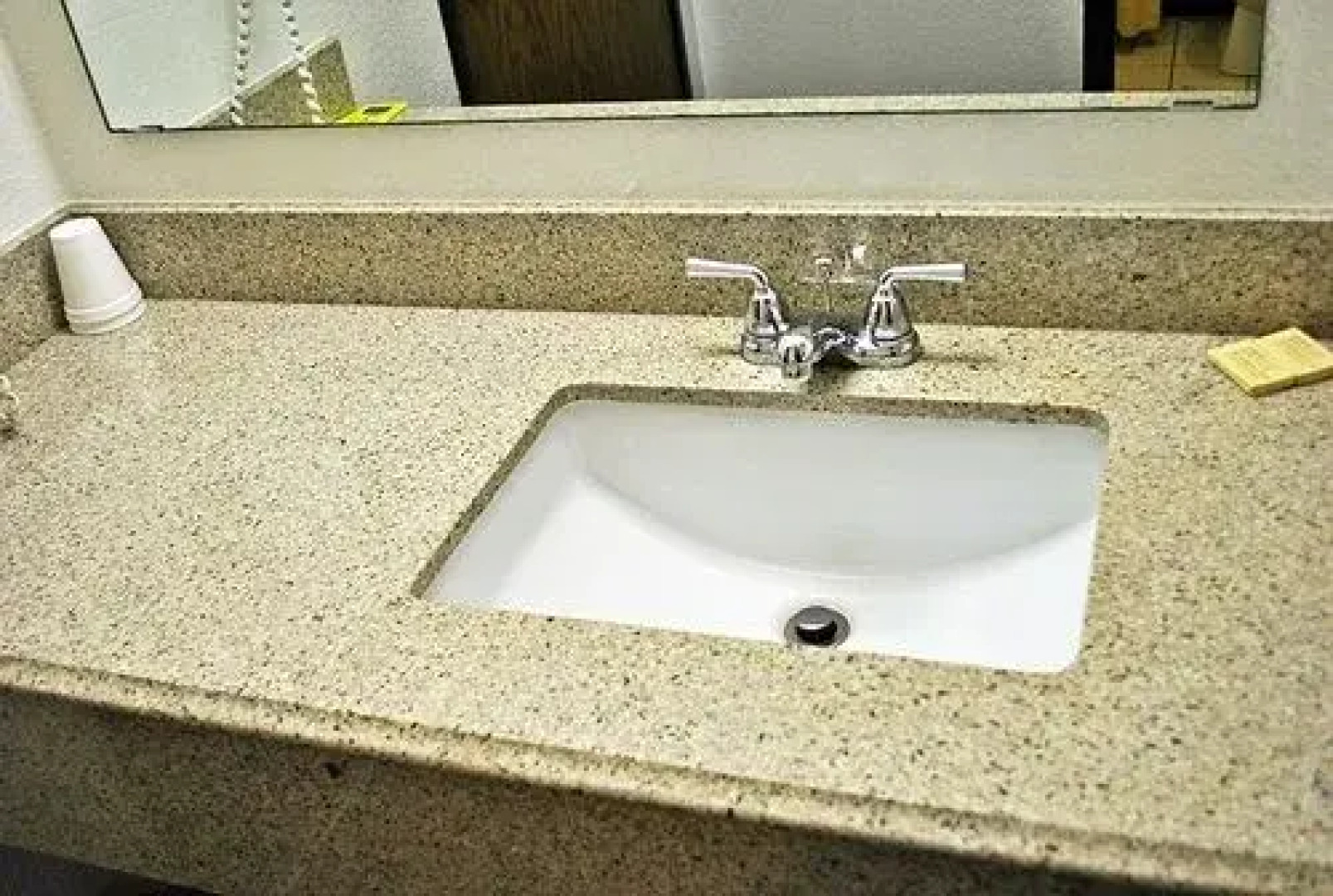 Waconia Inn & Suites