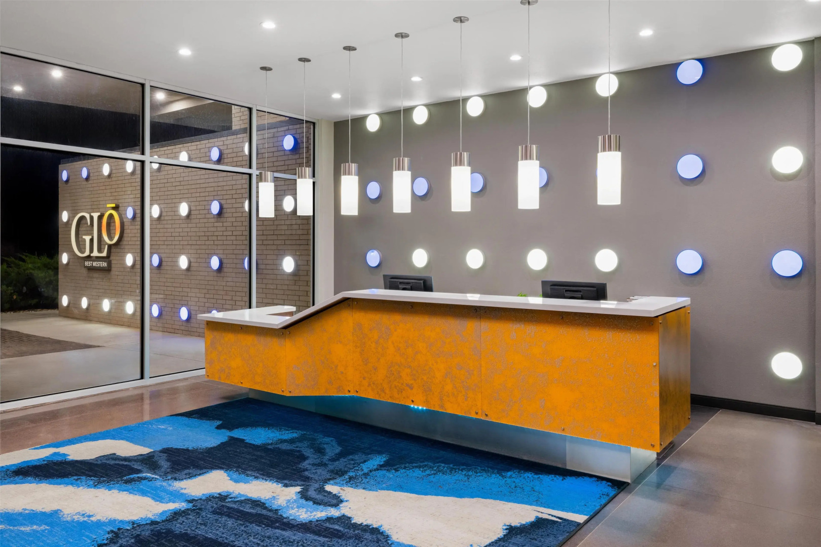 GLō Best Western Enid OK Downtown/Convention Center Hotel