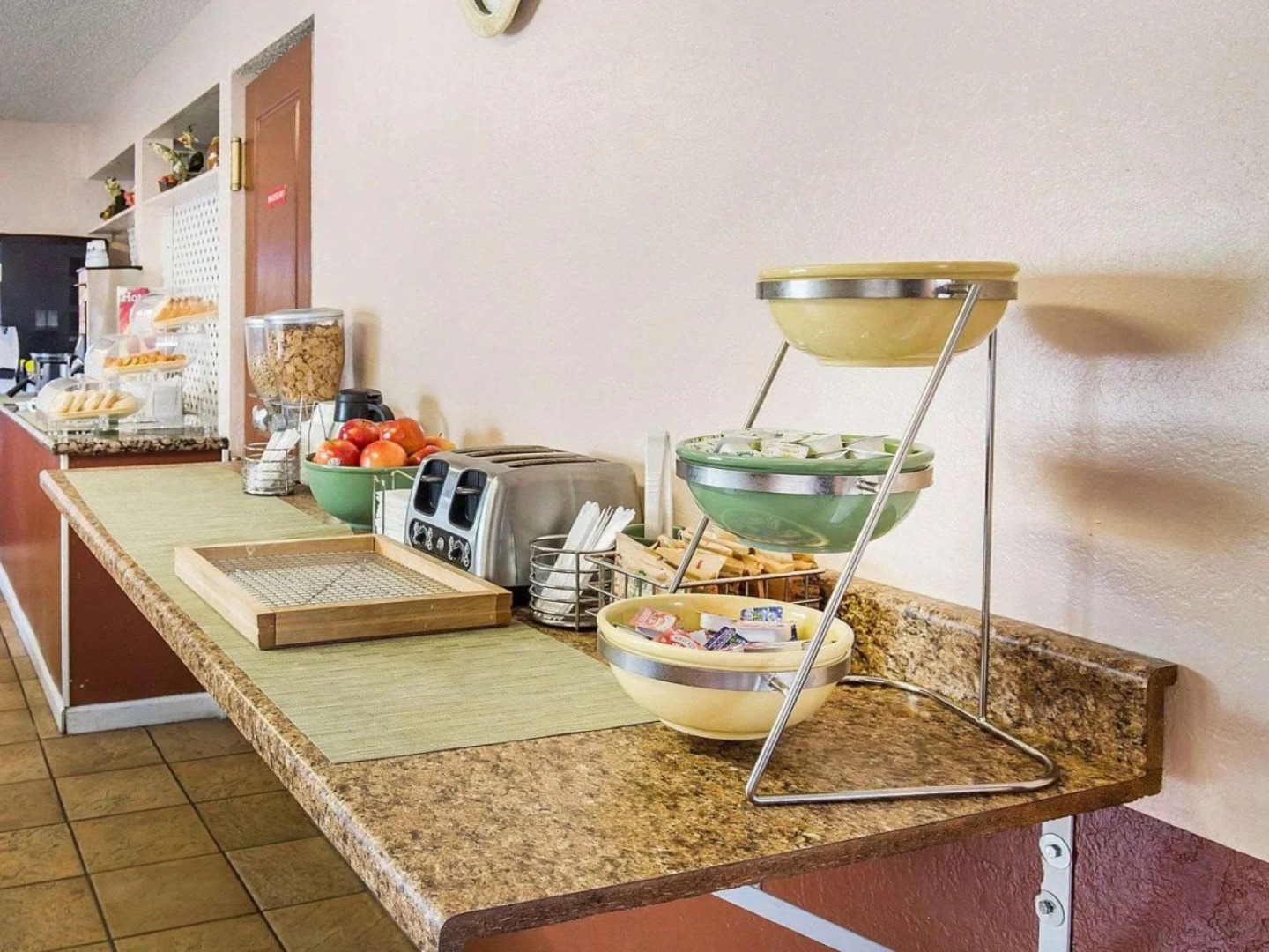 Rodeway Inn at Nevada State Capitol