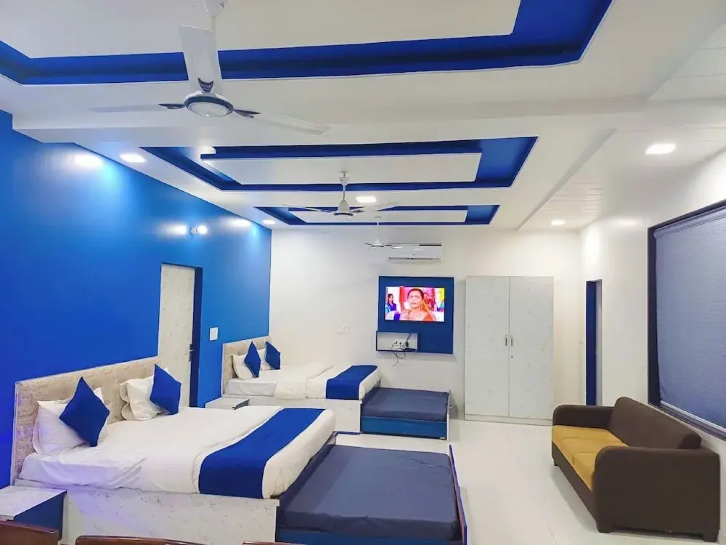 Paradise Point Resort