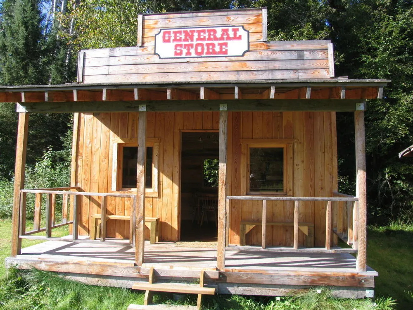 Fort Wells Gray Rustic Cabins Hostel