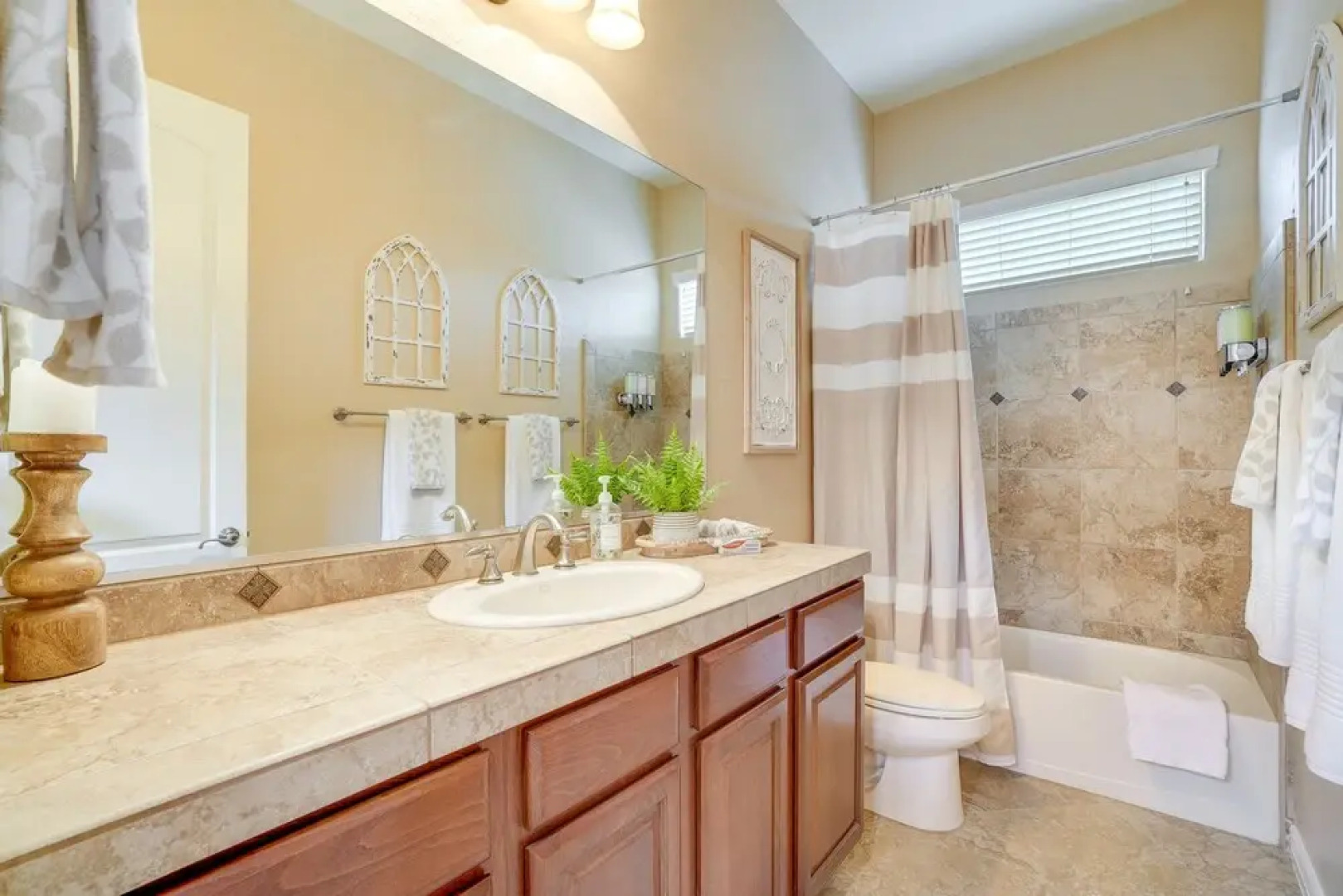 Goodyear Oasis w/ Private Pool & Hot Tub!