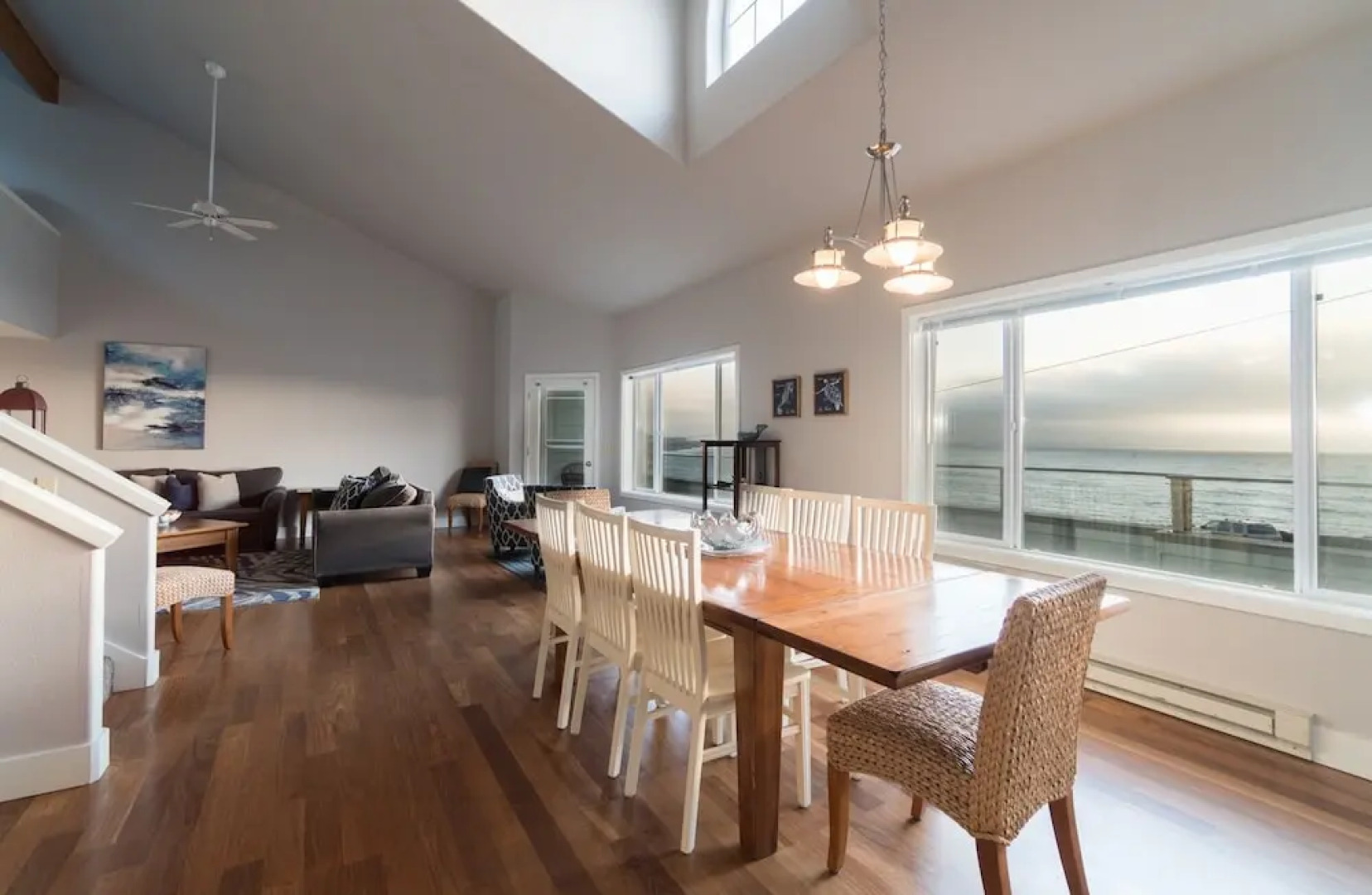 SeaQuell 3 Br condo by RedAwning