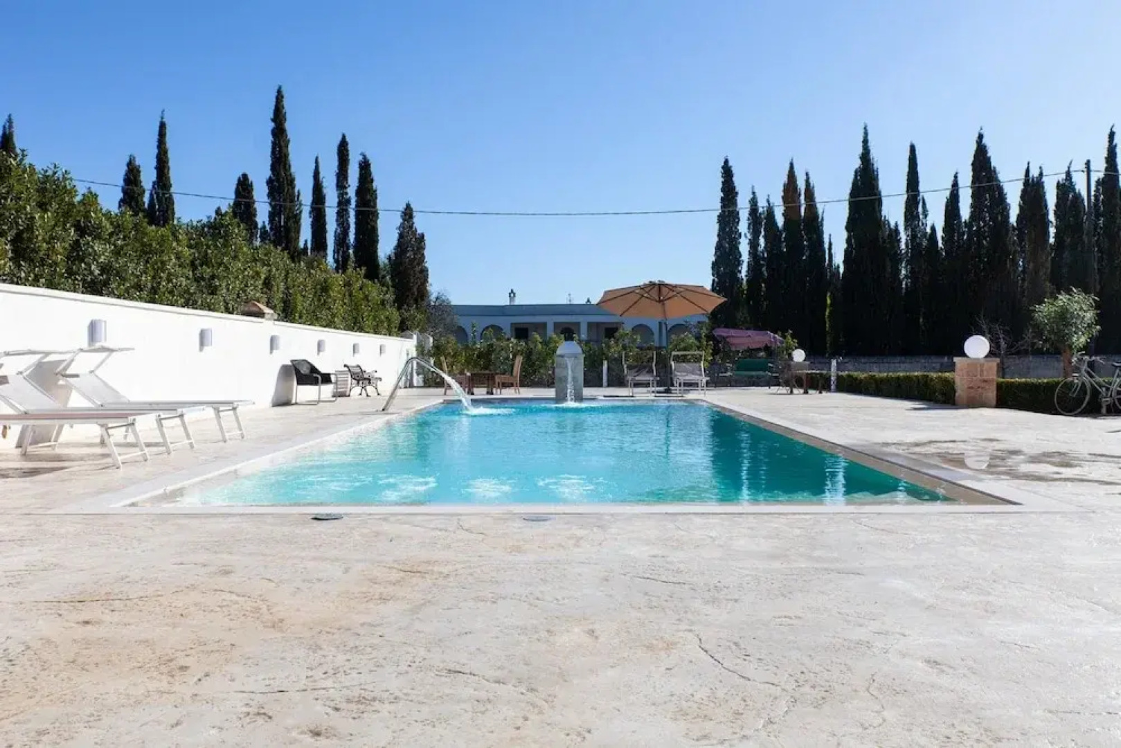 Tenuta San Cassiano with garden and pool
