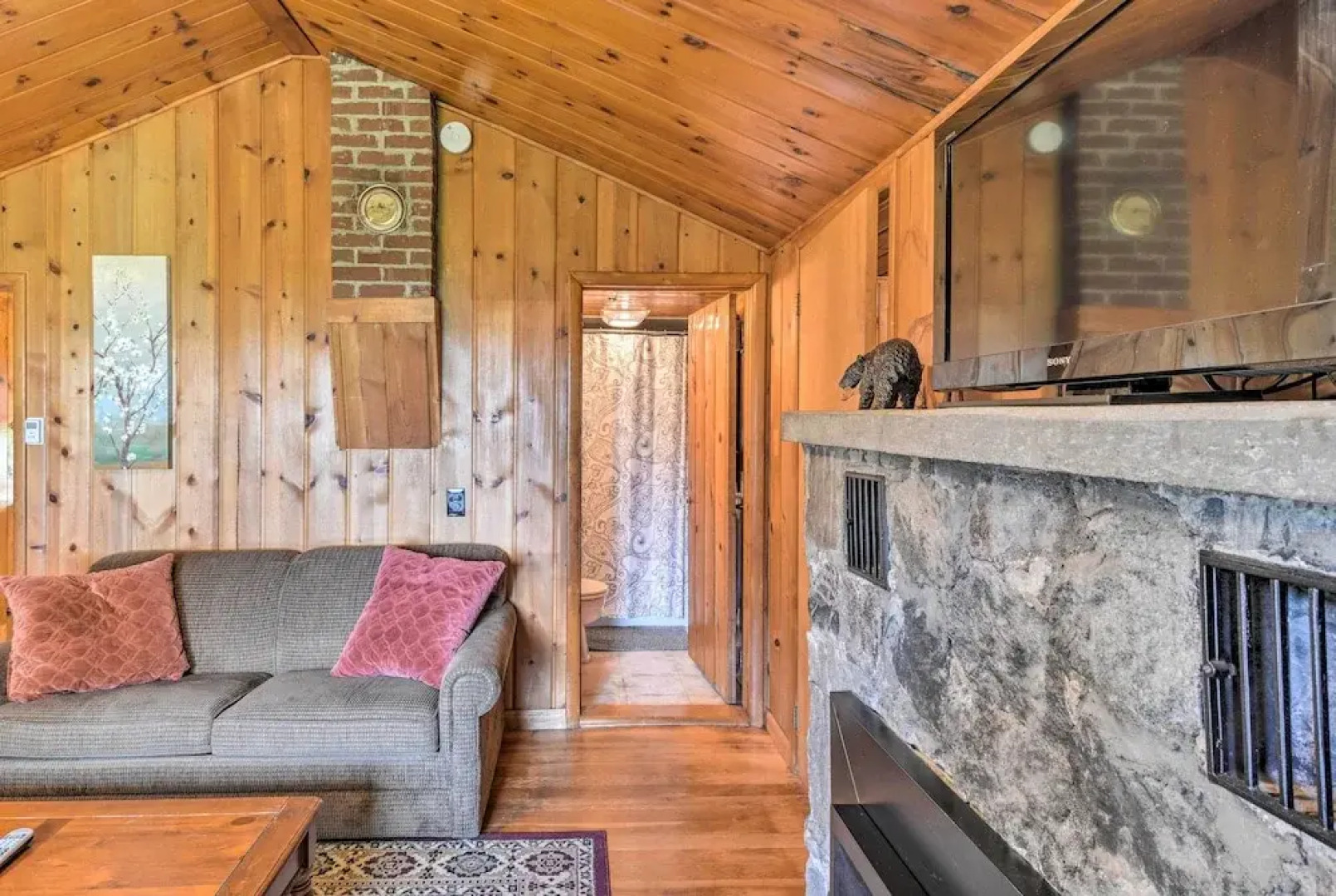 Lovely Lake Huron Getaway: Beach Access & Kayaks!