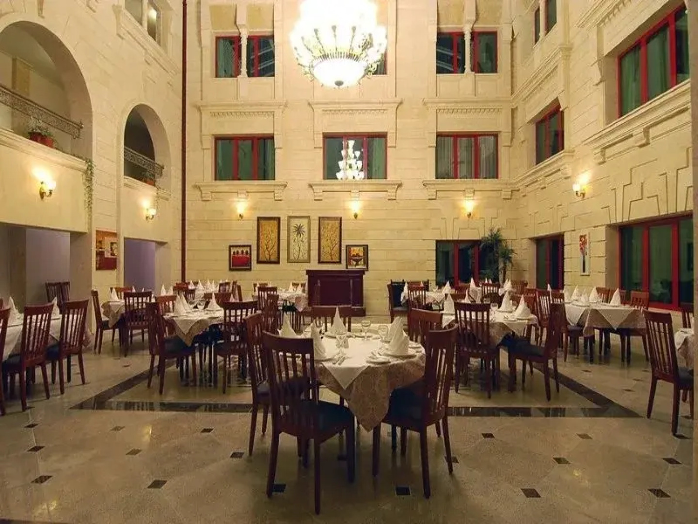 Semiramis Palmyra Hotel