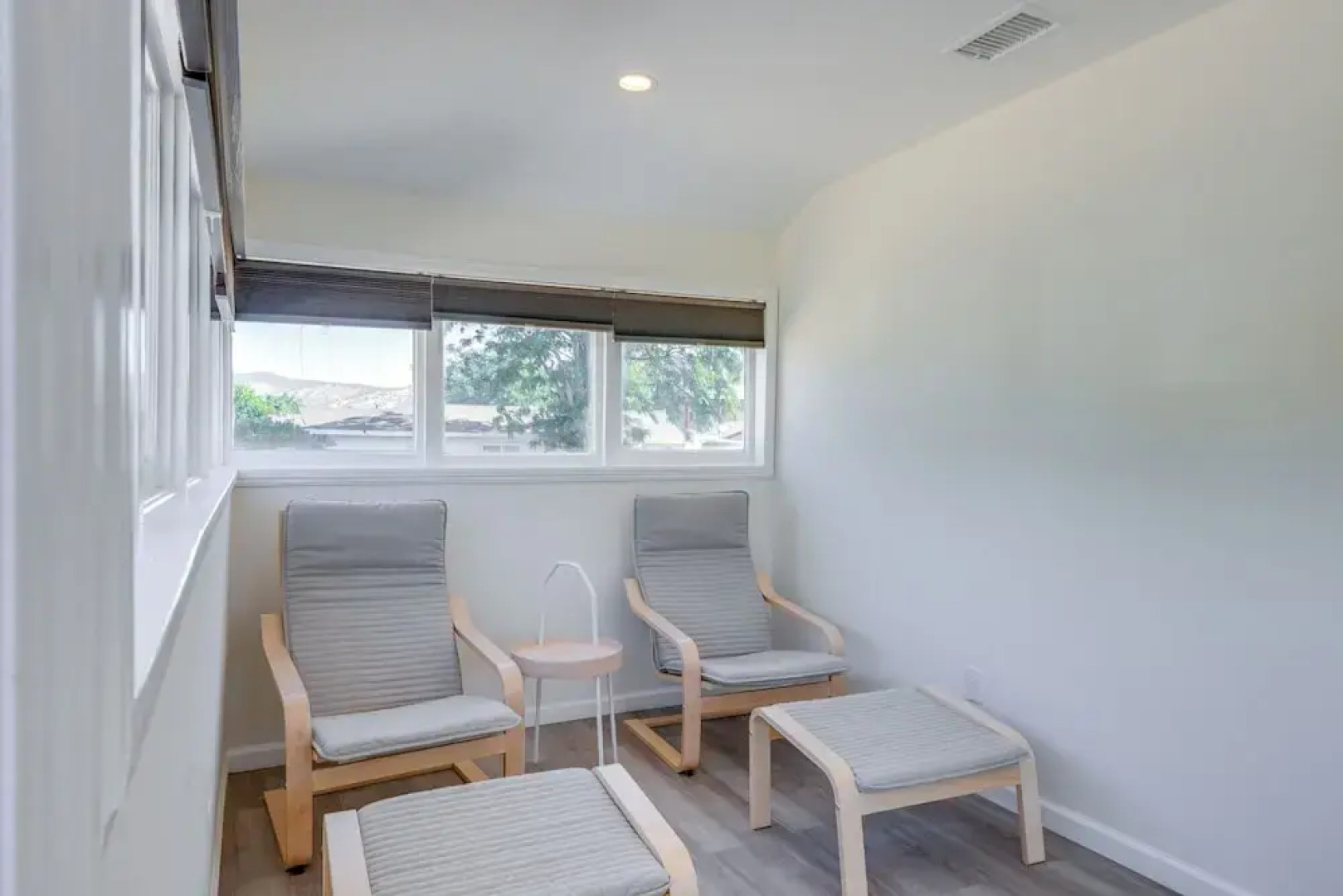 Walk to Dtwn Tehachapi: Updated Getaway w/ Yard!