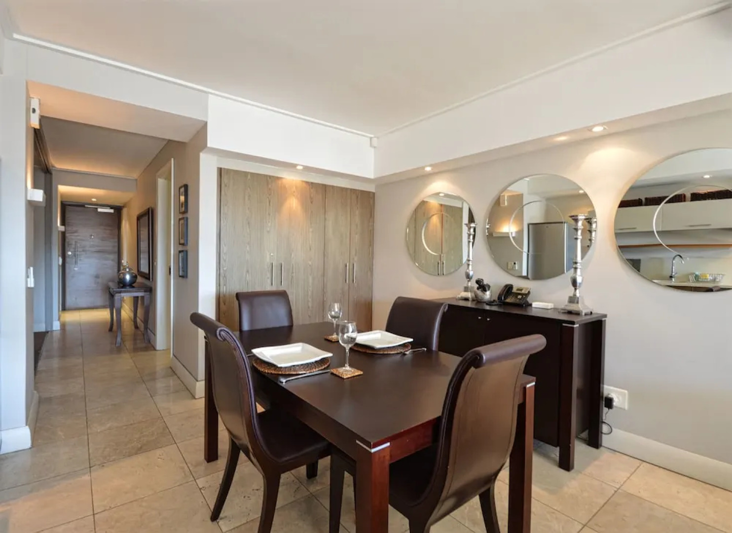 Canal Quays Luxury Apartments