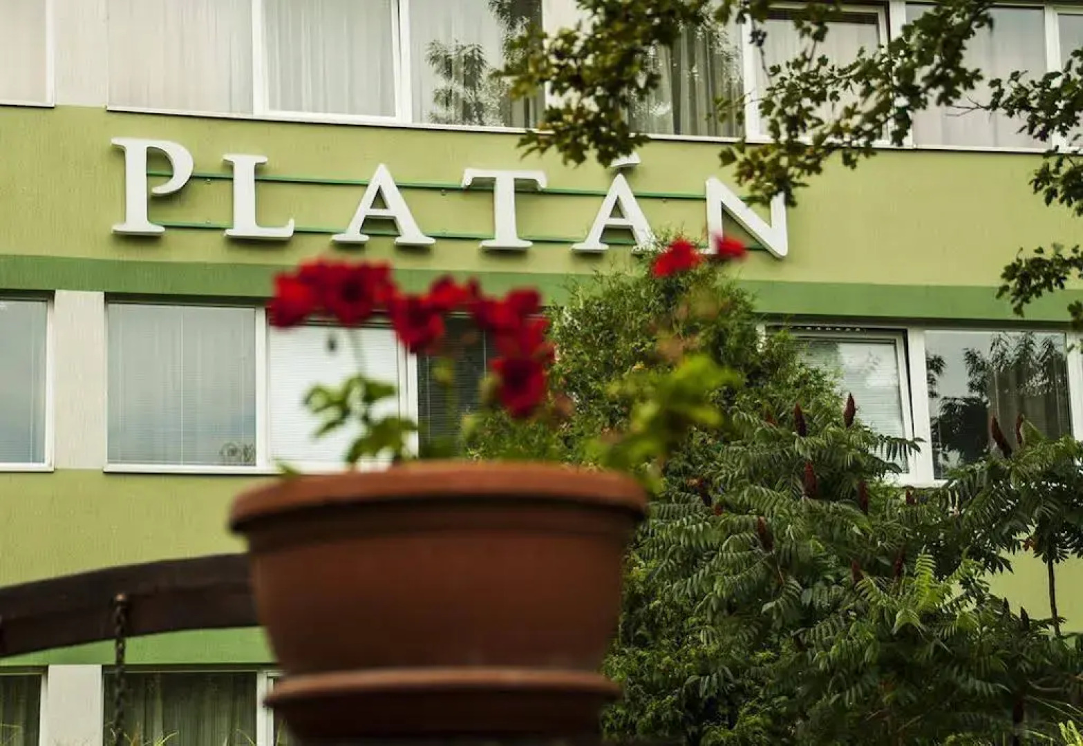 Komfort Hotel Platán