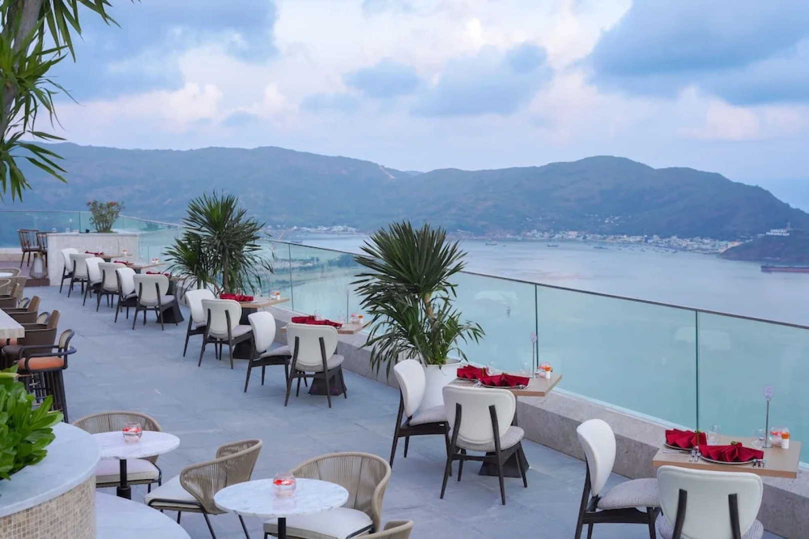 Grand Hyams Hotel - Quy Nhon Beach