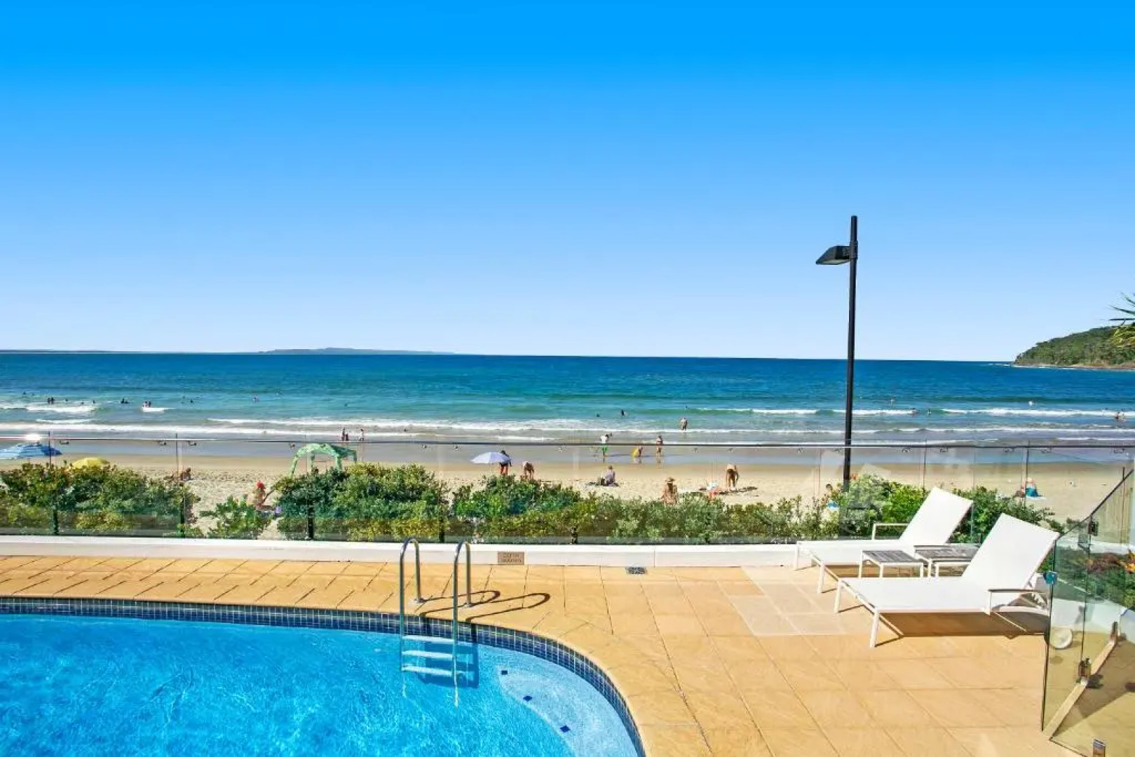 Beachfront Luxury, Hastings Street