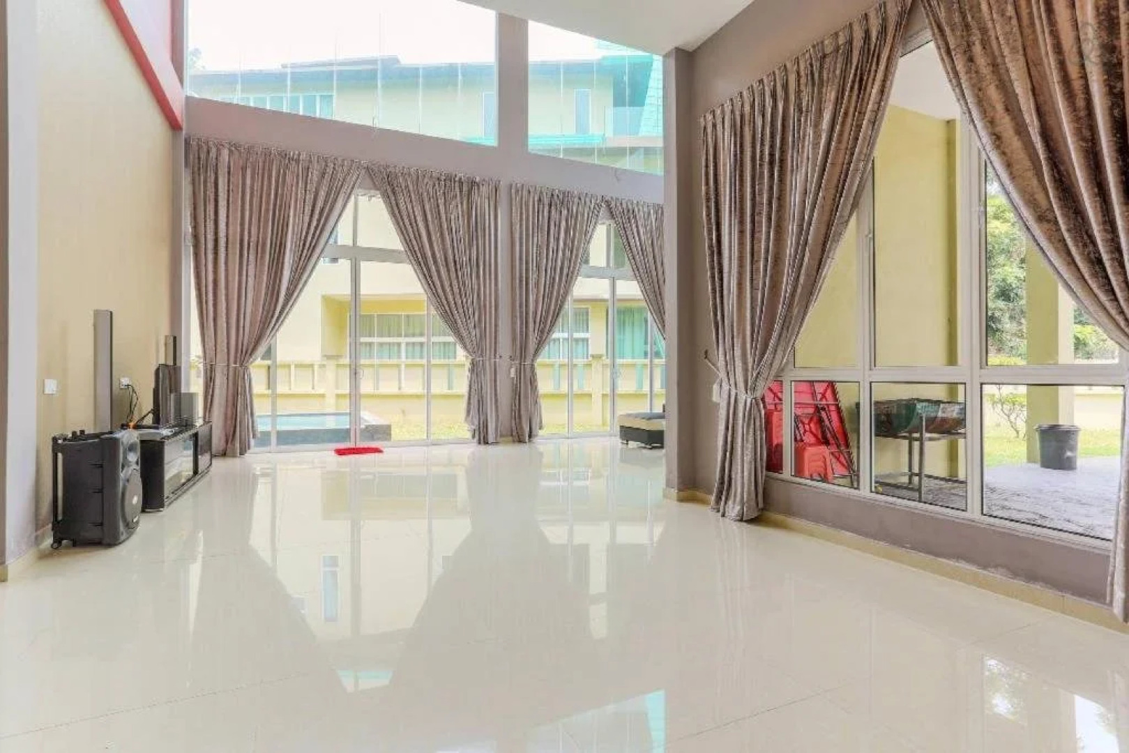 Templer Holiday Home