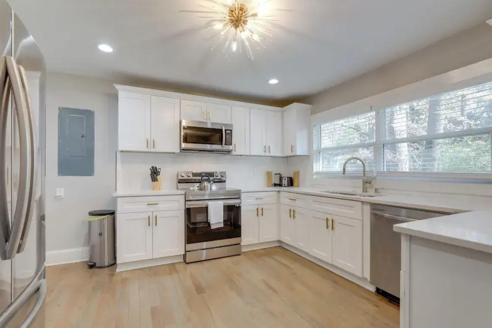 Pet-friendly Decatur Home ~ 8 Mi to Downtown Atl!