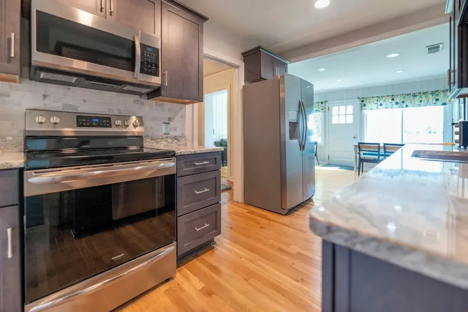 Waterfront Edenton Bay Cottage - Walk to Dtwn