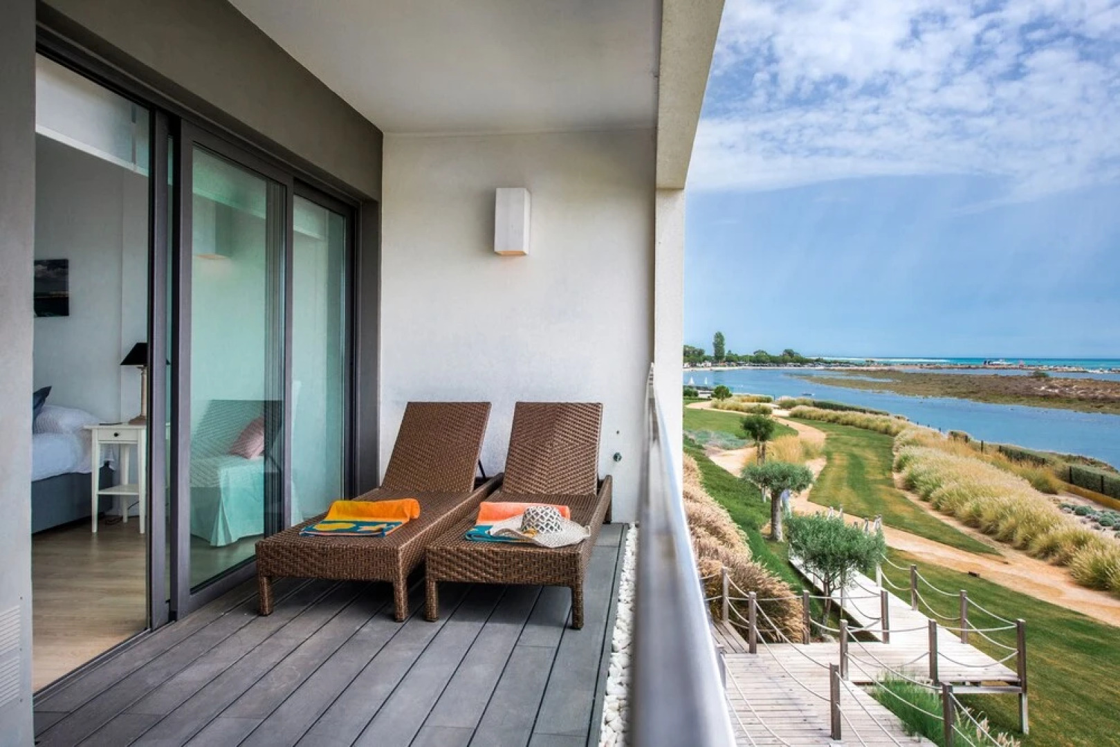 Del Mar Village by MarsAlgarve