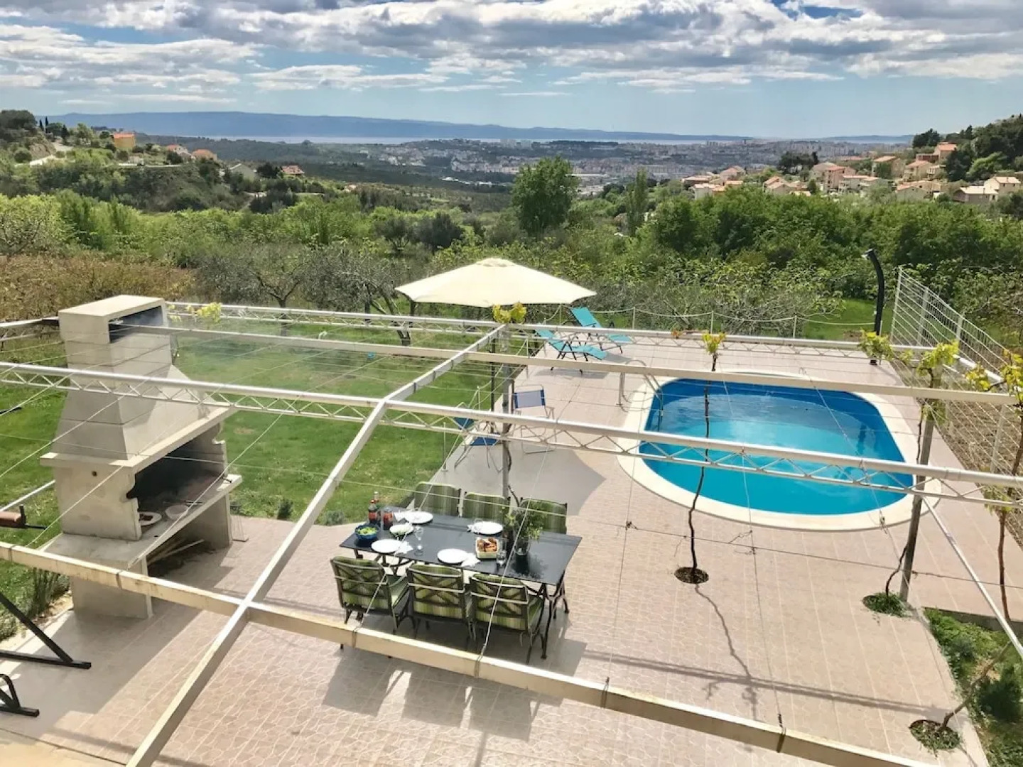 House With 2 Bedrooms in Solin, With Wonderful sea View, Private Pool,