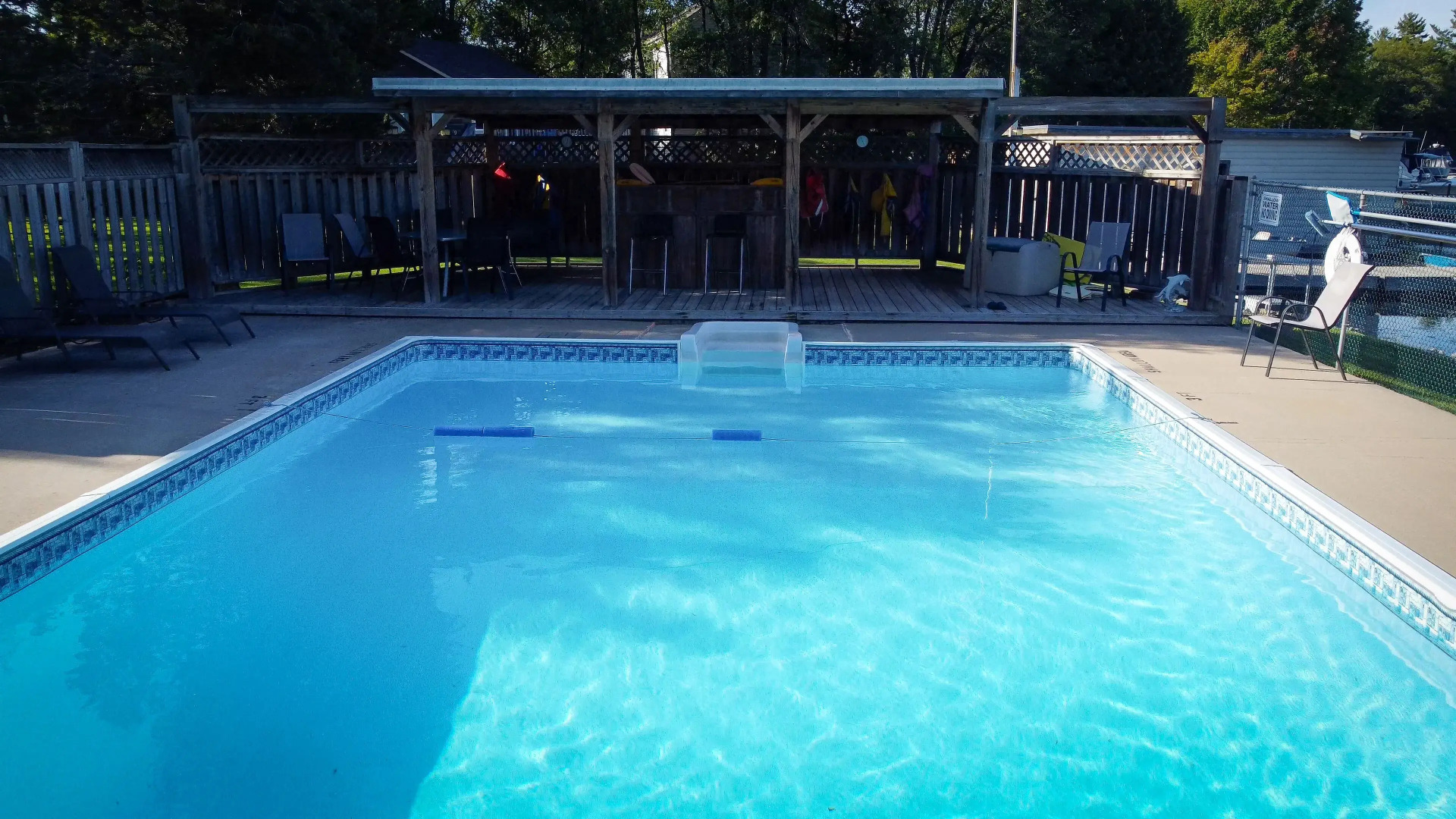 Sunnylea Resort & Cottages