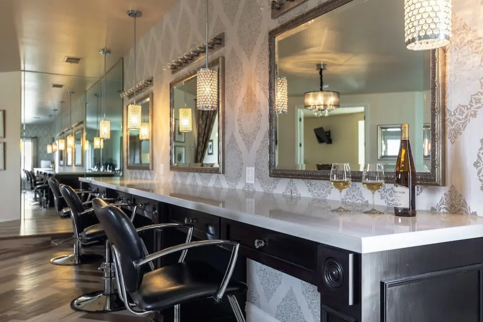 Wilson Creek Manor By Avantstay Sleeps 10! Amazing Estate w/ Pool & Game Room