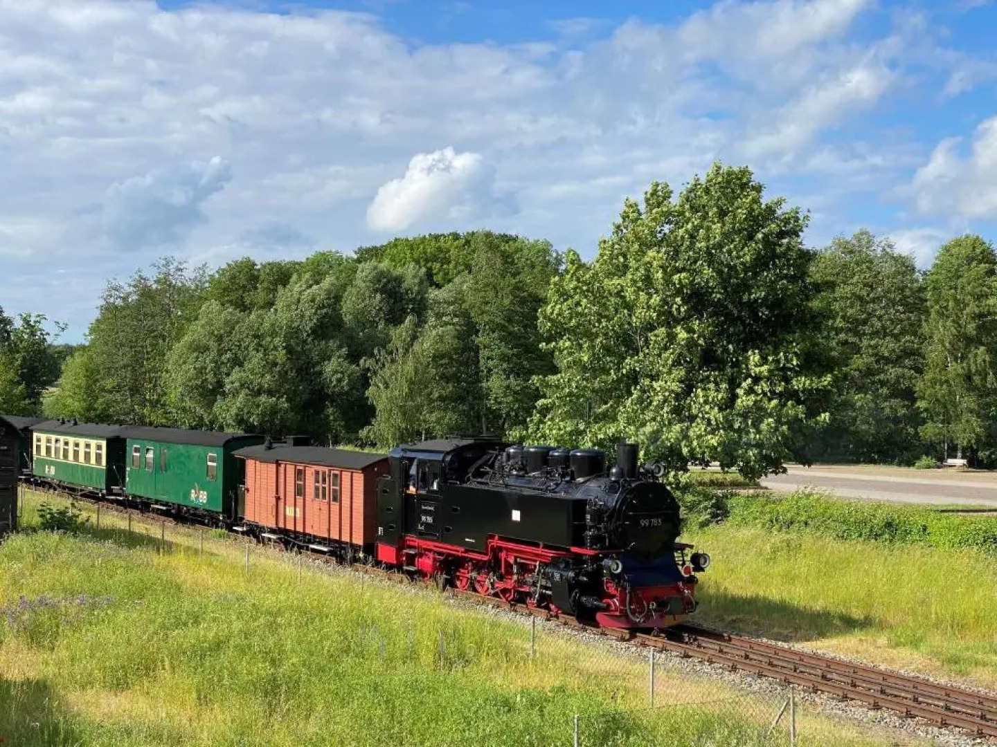 Alte Fischfabrik Lauterbach FeWo Nr 19 Balkon, Hafennähe