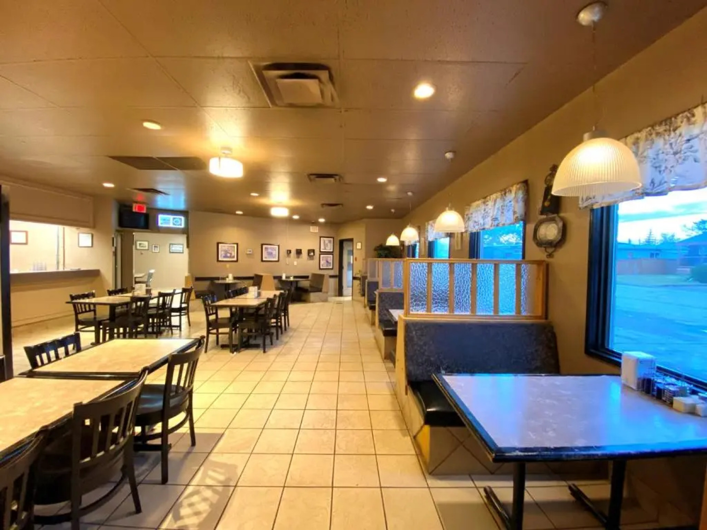 Beaverlodge Motor Inn