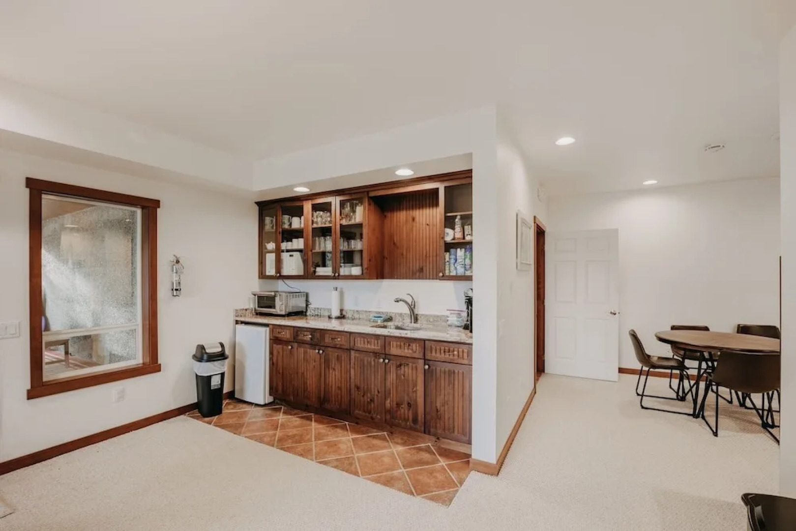 15mbh - Amazing Mountain Views - Hot Tub - Pets Ok 3 Bedroom Home by RedAwning