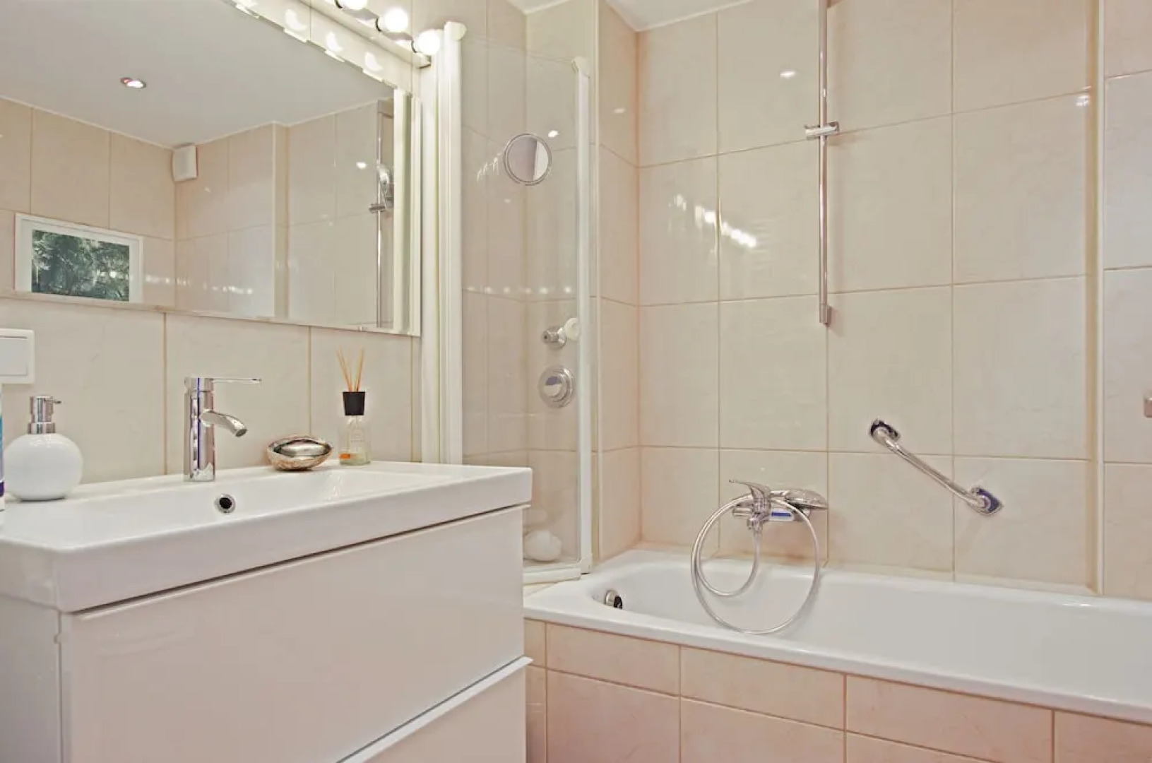 Private Apartment Moulineauxplatz