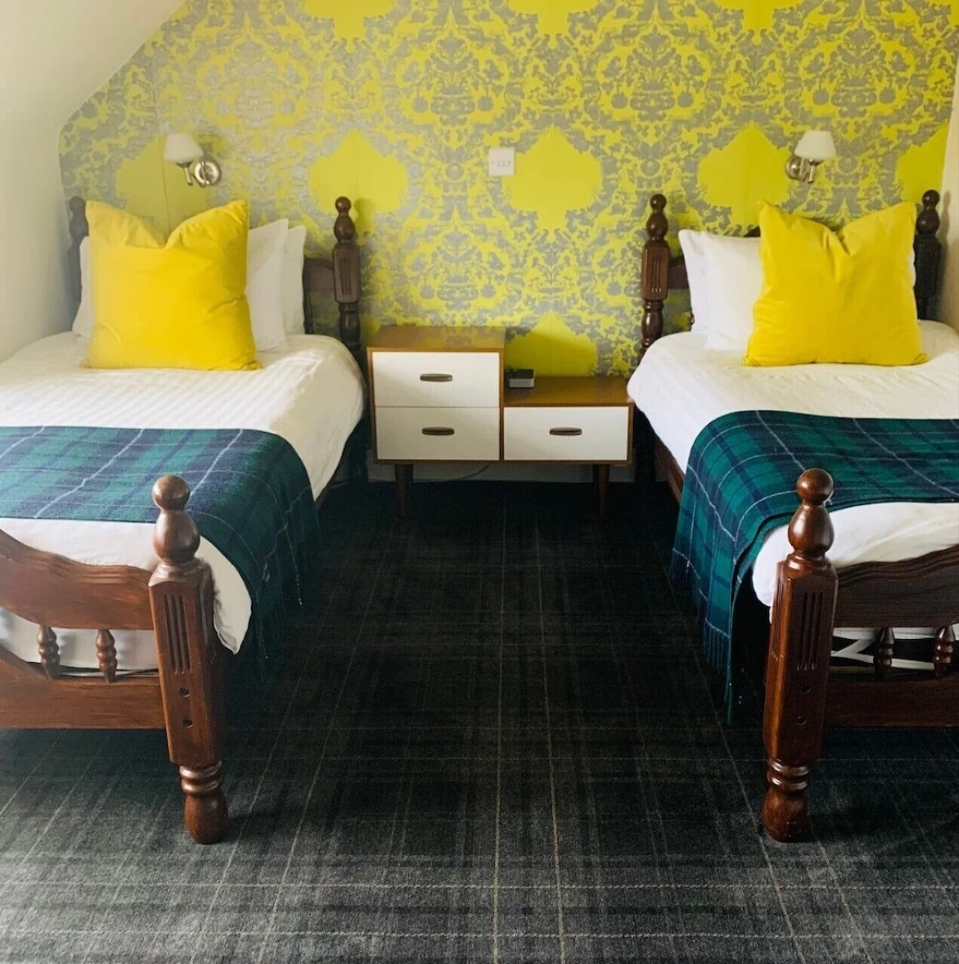 Invershin Hotel Bunkhouse & Bar