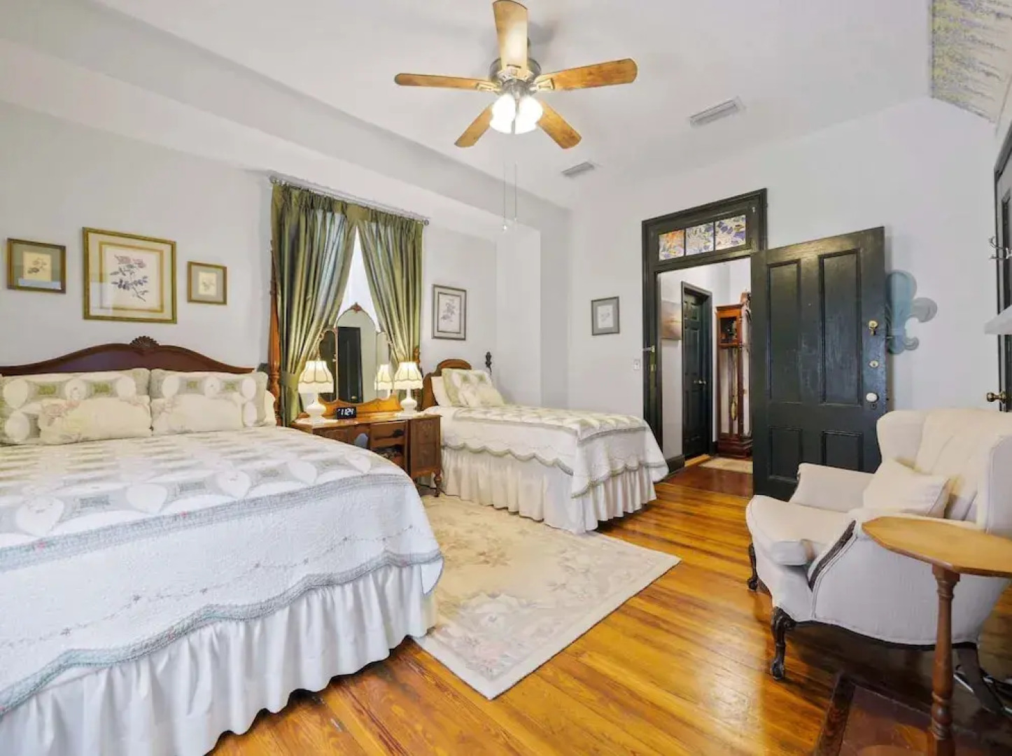 Charming Green Cove Historic Home 1st Floor Stay