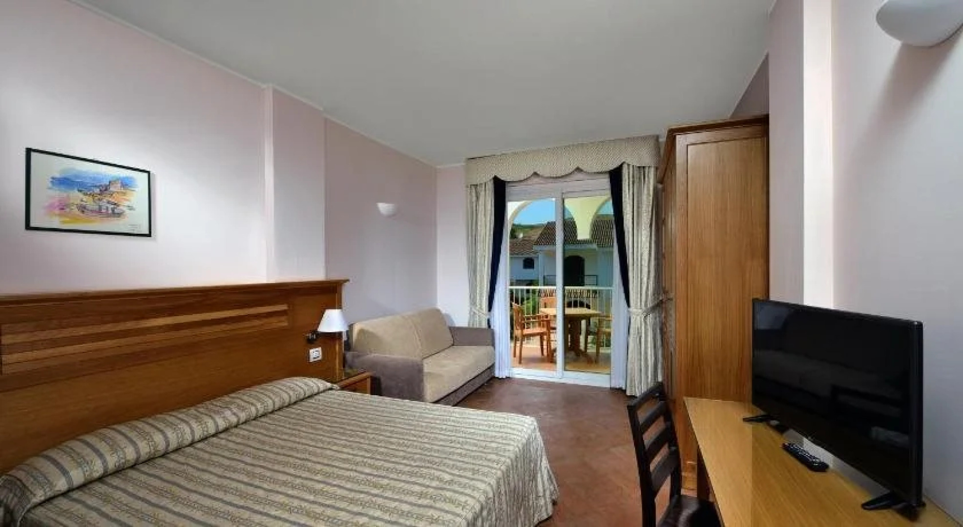 Santa Monica Resort & Village