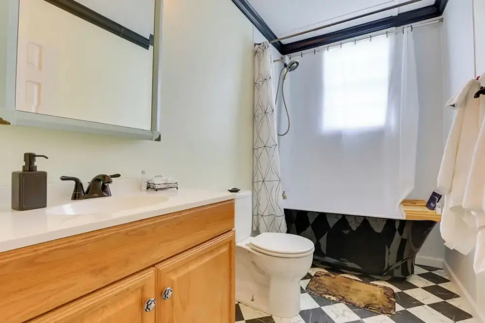 Thomasville Cottage Near The Big Oak & Downtown!