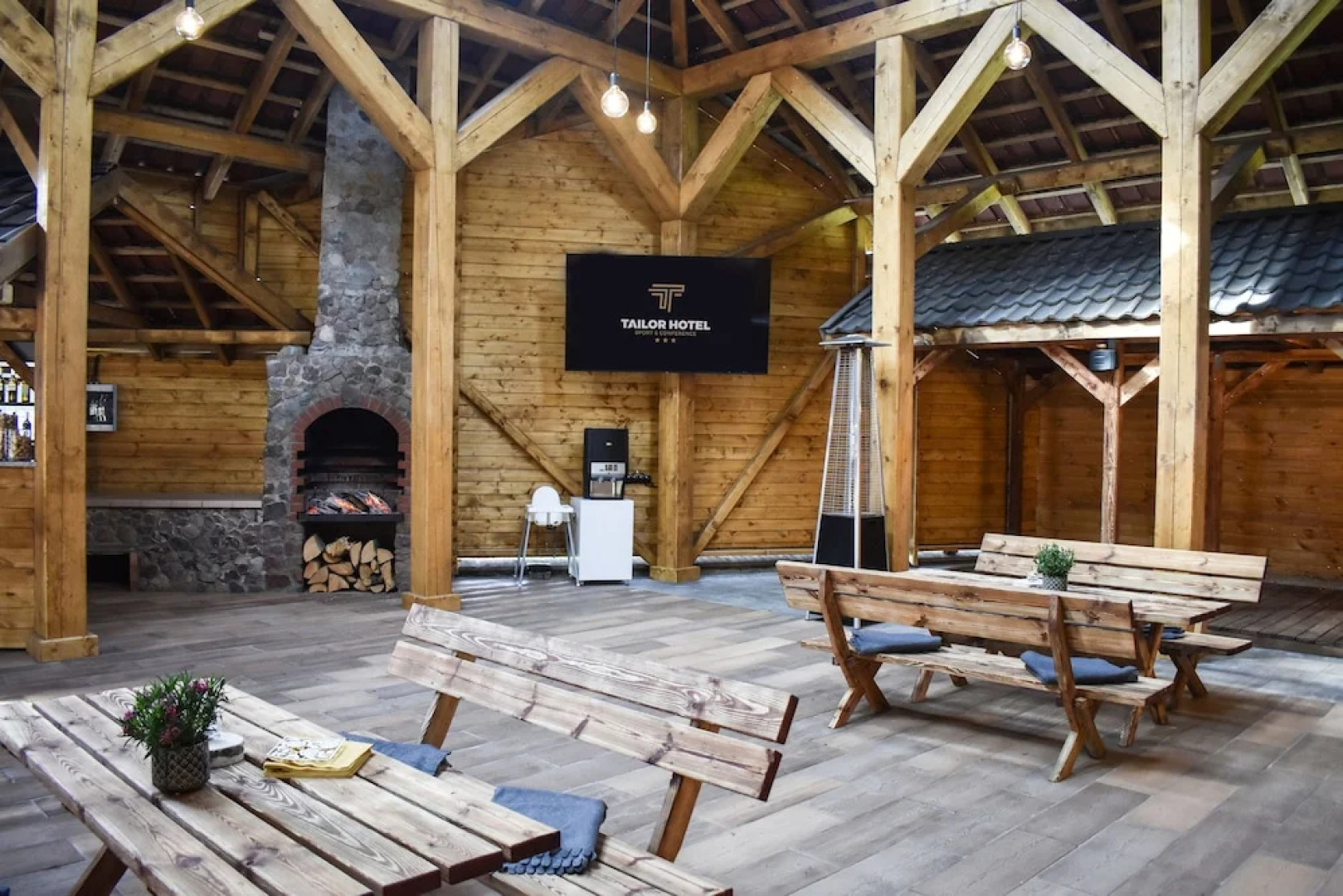 Tailor Hotel Sport & Conference