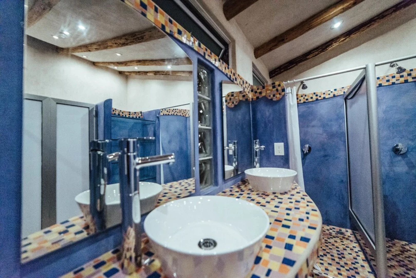 Snail Bed and Breakfast - Hostel - Adults only