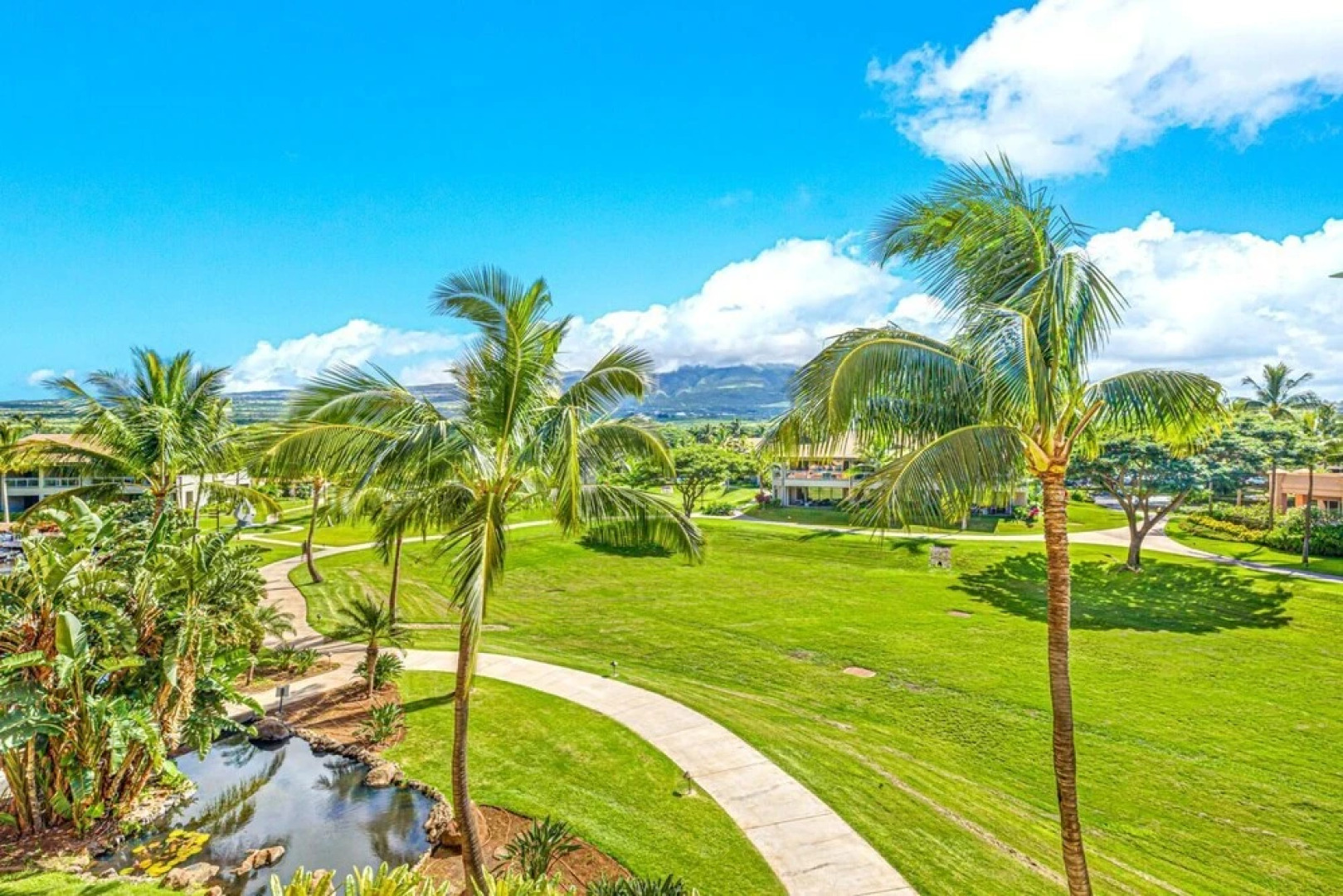 K B M Resorts- Hkk-306 Chic 2bd, Upgraded, Steps Away From Resort Pools, Beach and Spa!