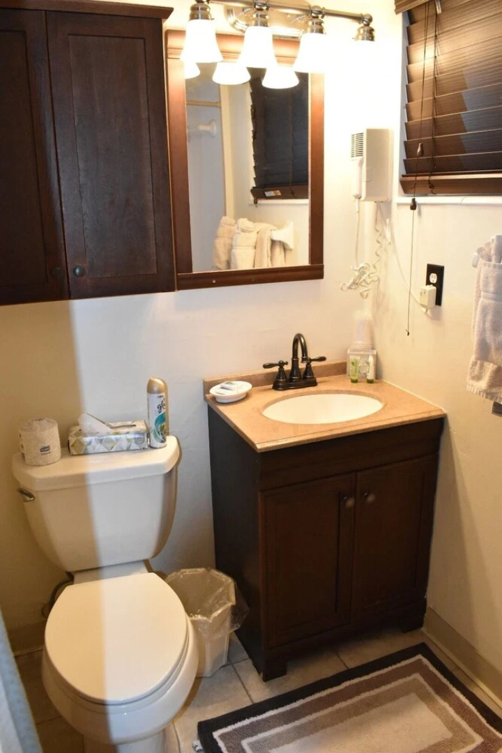 Avalon Waterfront Inn