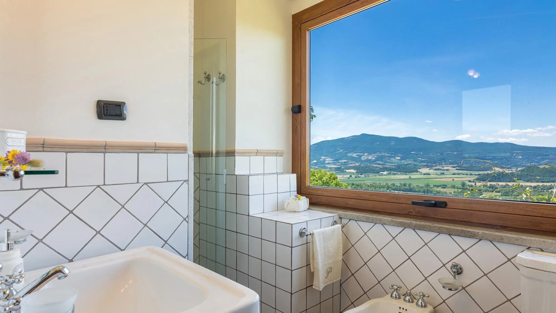 Pg-c744-sp3080at - Poggio Medei 8 2