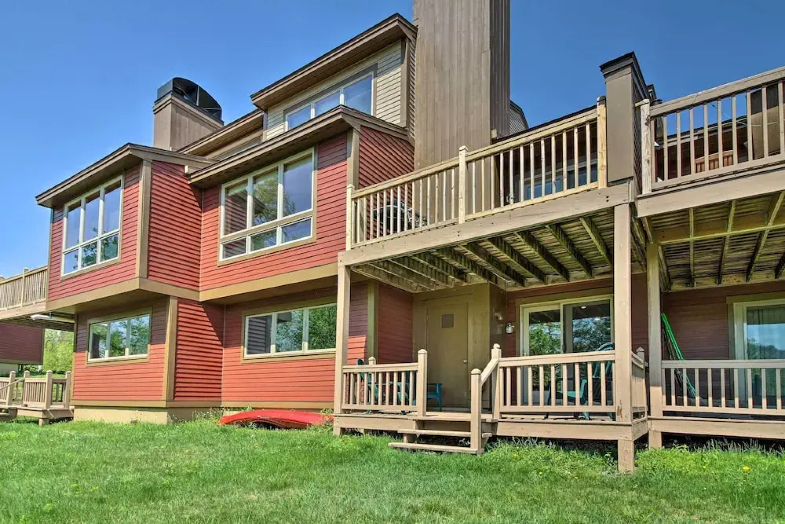 Timber Creek Townhome w/ 2 Decks & Mtn Views!