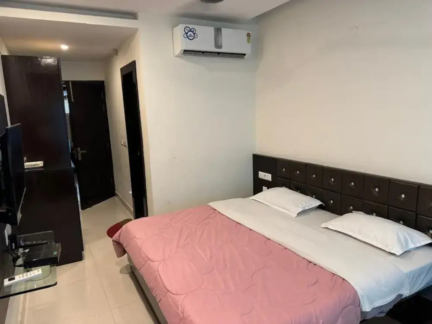 Goroomgo Jewel Premium Pathankot