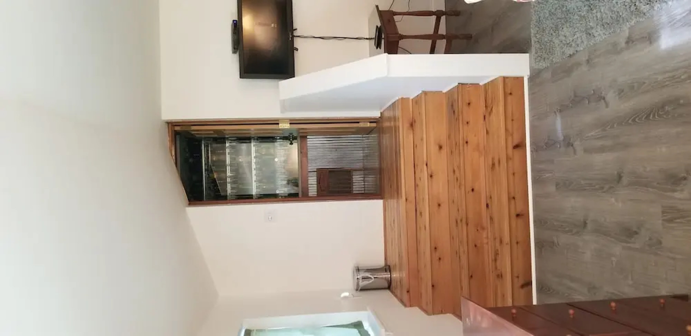 East Tawas Rustic Retreat - 3 Br Home